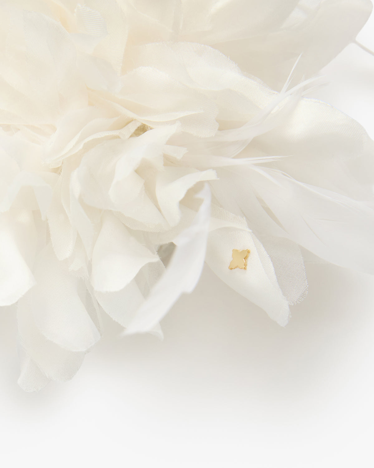 The White Dahlia Duster