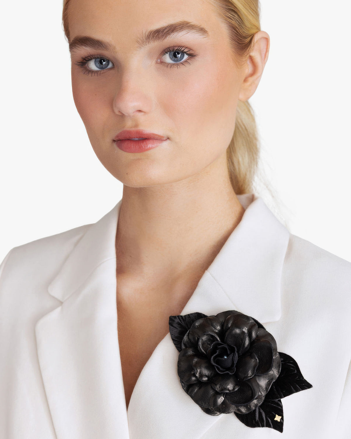 Small Black Gardenia